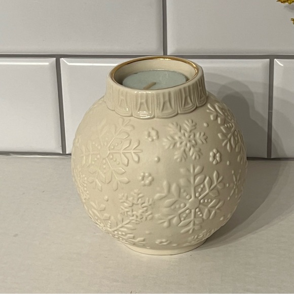 Lenox Ornamental Glow Snowflake Candle Holder Tea Light Votive Winter Holiday - Picture 9 of 10